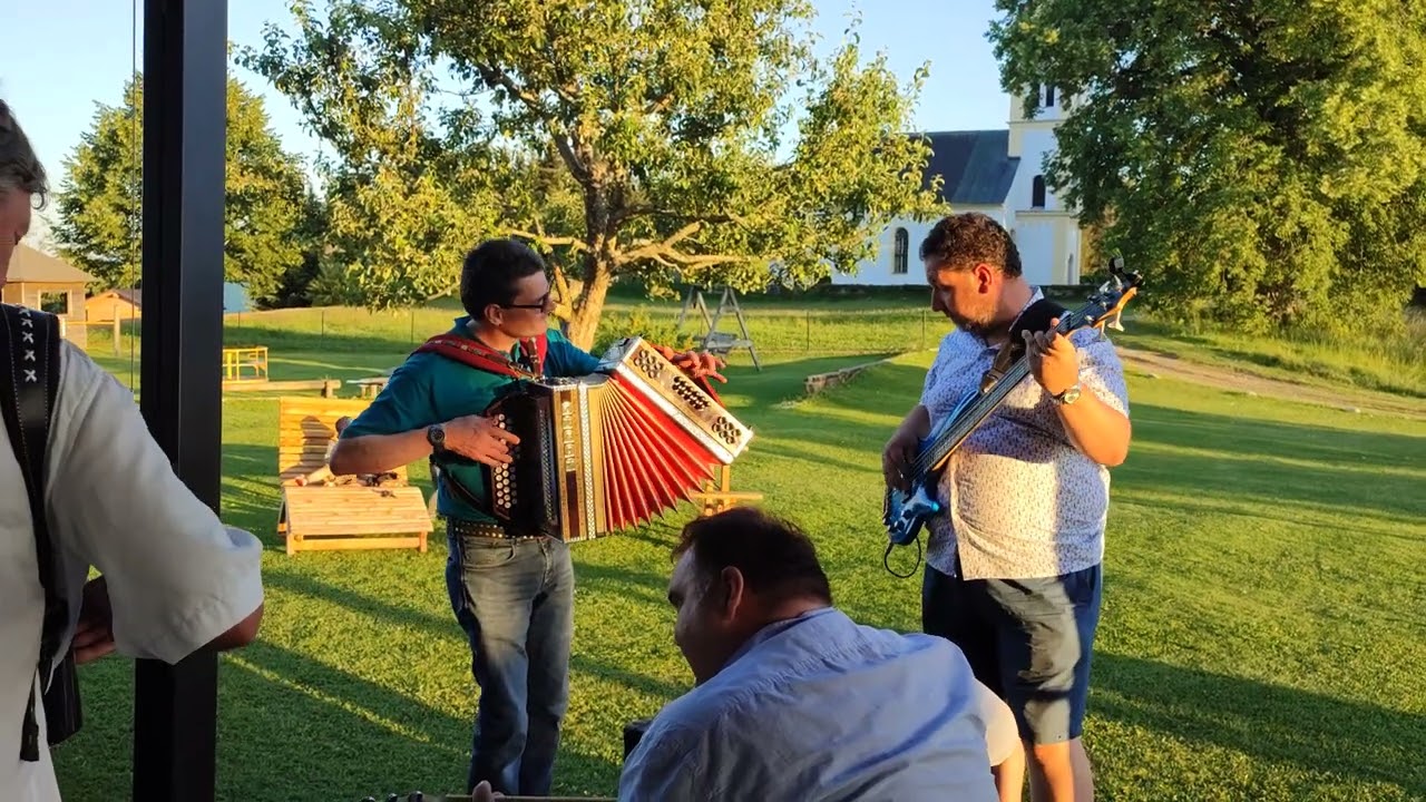 Blütenzauber (Mihelic)                   Ingfried, Jernej-Rene, Roland u. Hans-Peter