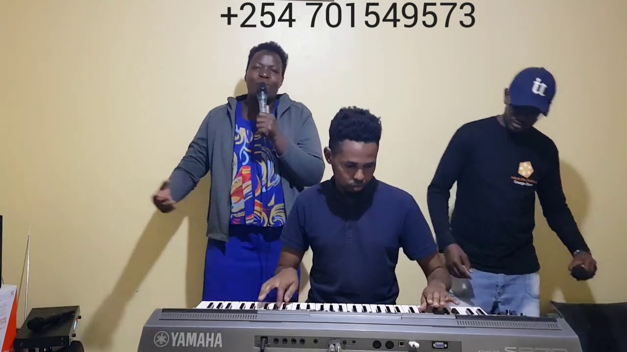 AKUMAMA/ATAWALE RHUMBA BY LEVI PRO