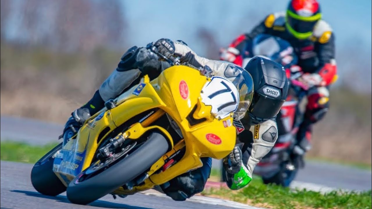 CMRA RD.1 HELMET VIEW P. 3