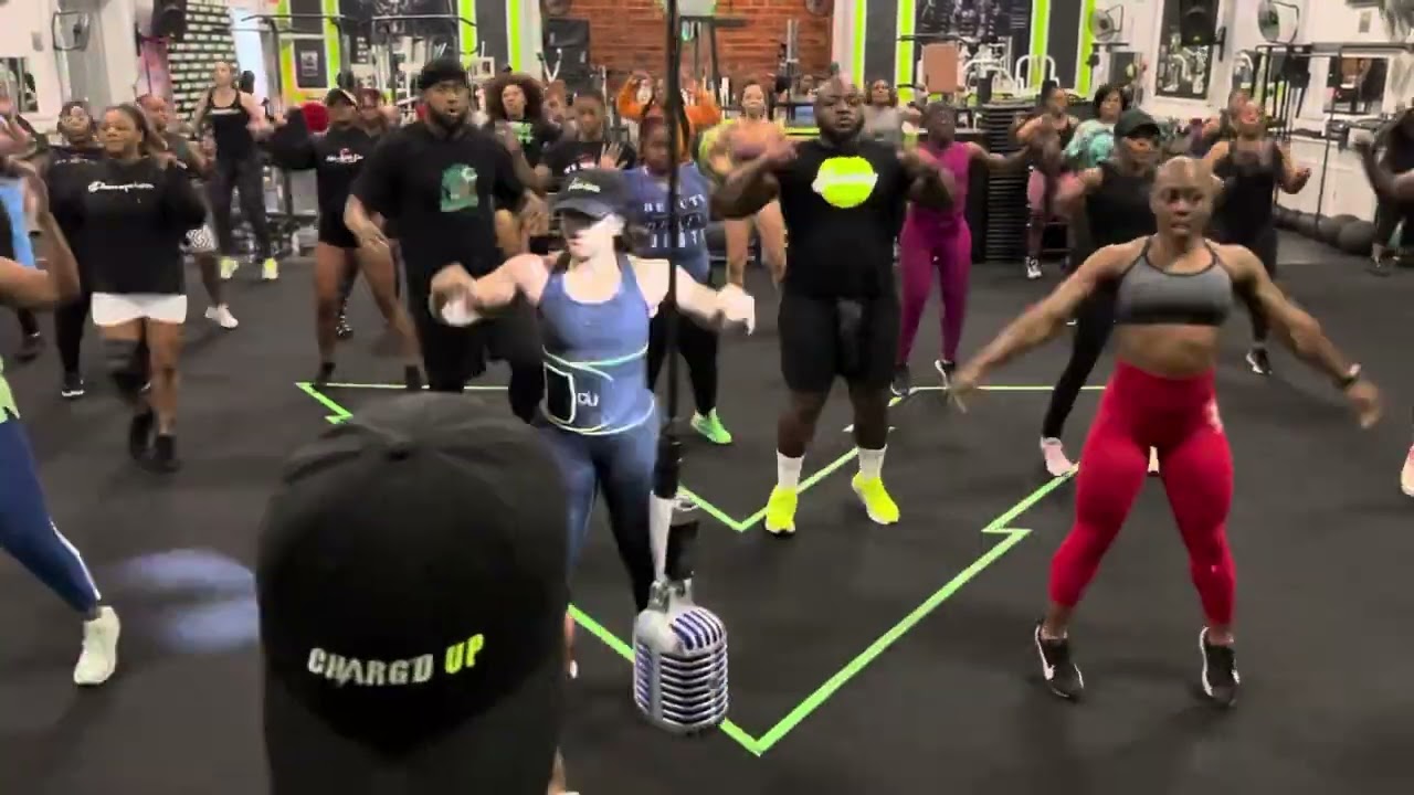 SOMETHING ABOUT THOSE MOVES😩#workout #like #subscribe #motivation #subscribe #support
