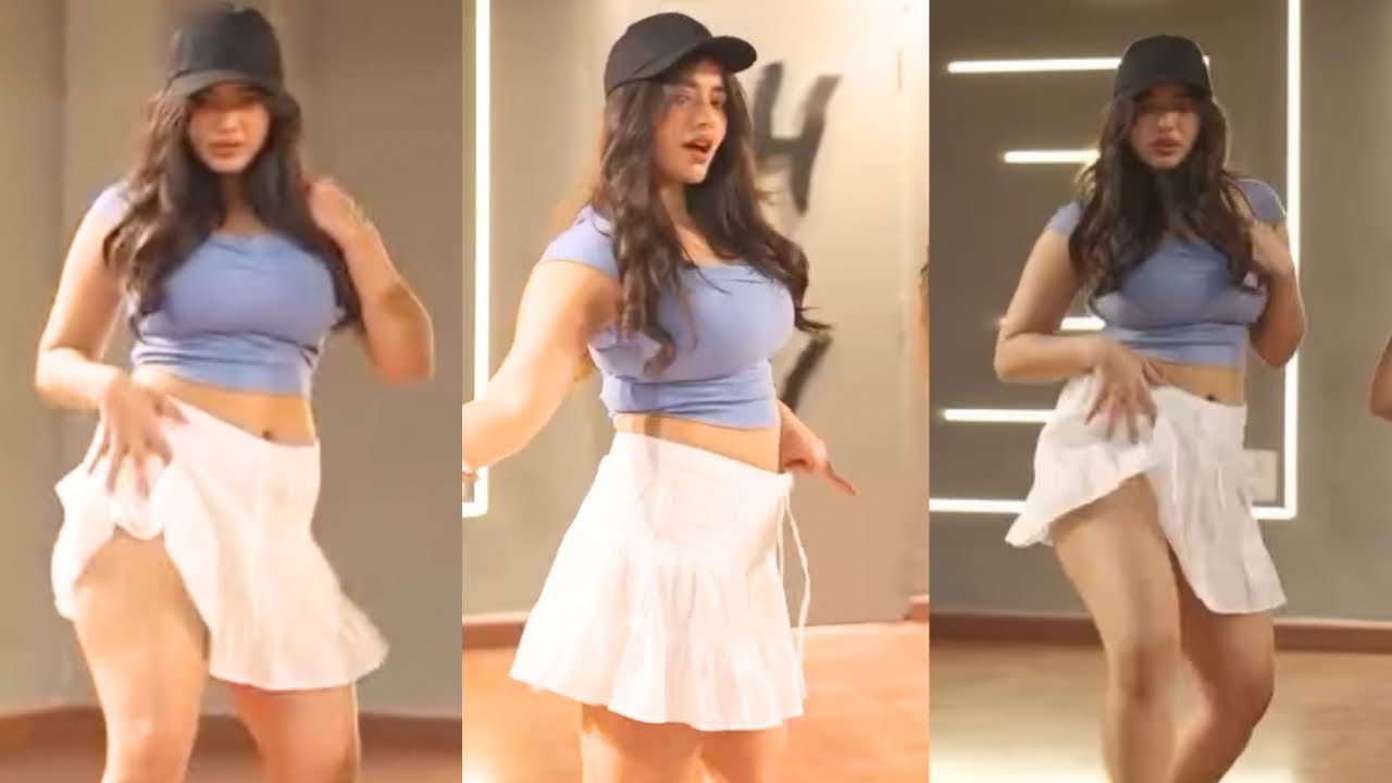 Ketika Sharma Hottest Dance Moves to Adhi Dha Surprisu Song | Robinhood Movie | Nithiin | Sreeleela