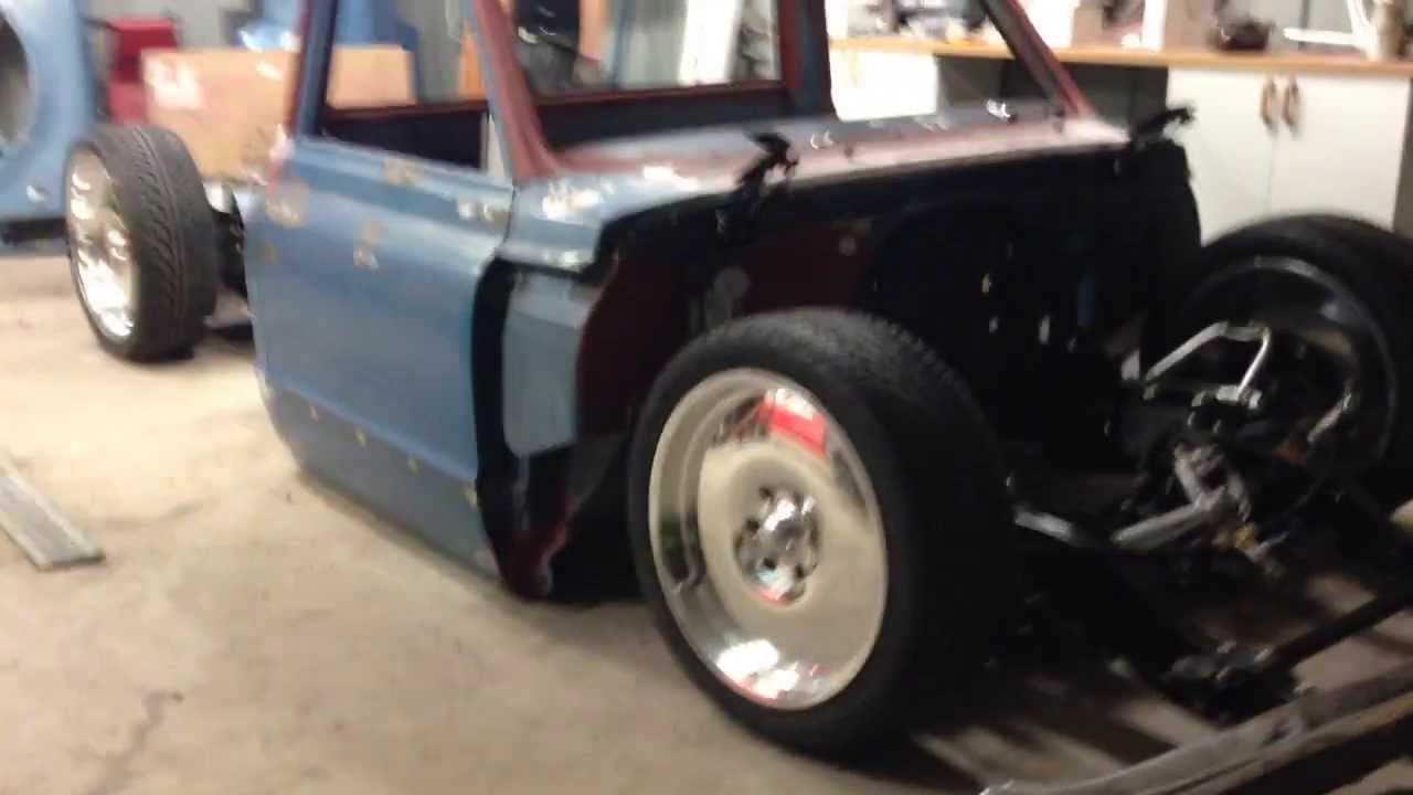 Bagged & Bodied GMC with Porterbuilt Suspension