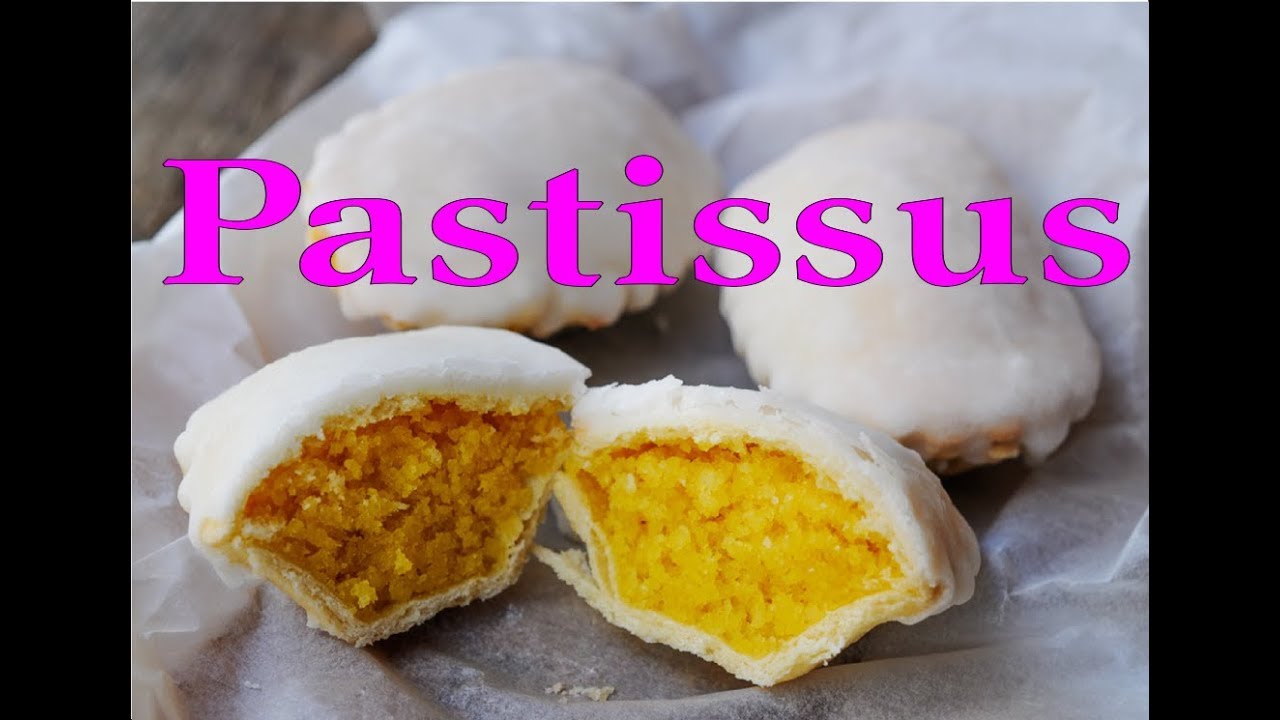 Pastissus, cestini di mandorle sardi