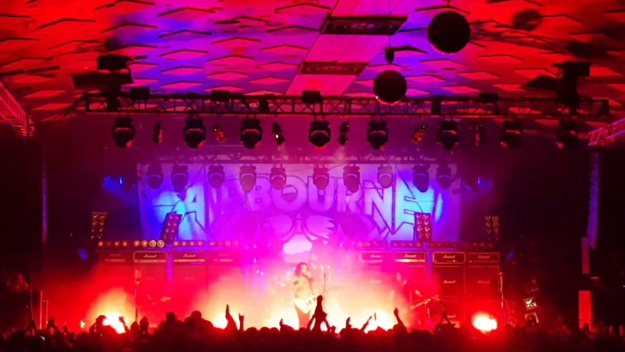 Airbourne - Runnin' Wild (Glasgow Barrowlands 21-11-2019)