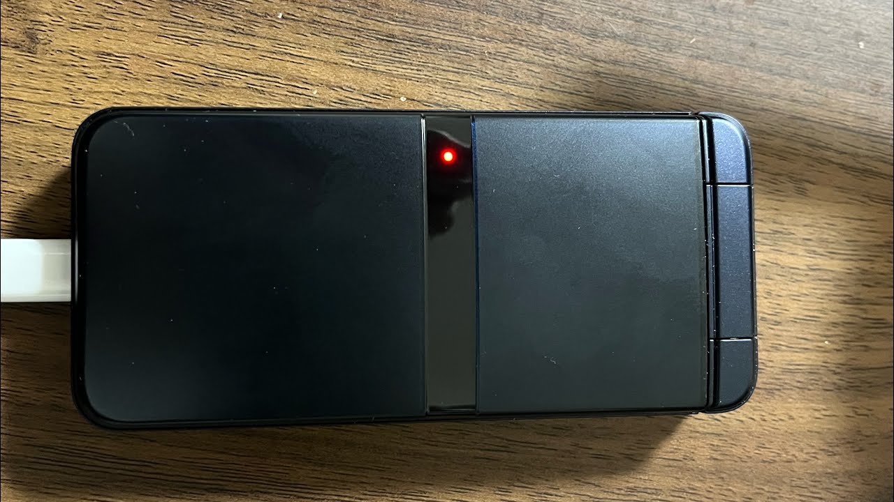 スマホ依存症。iPhoneからガラケーに機種変更。