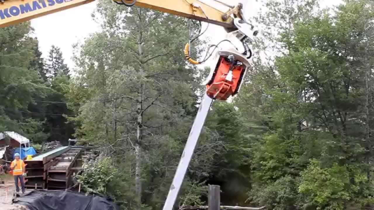 Grizzly MultiGrip Vibratory Pile Driver