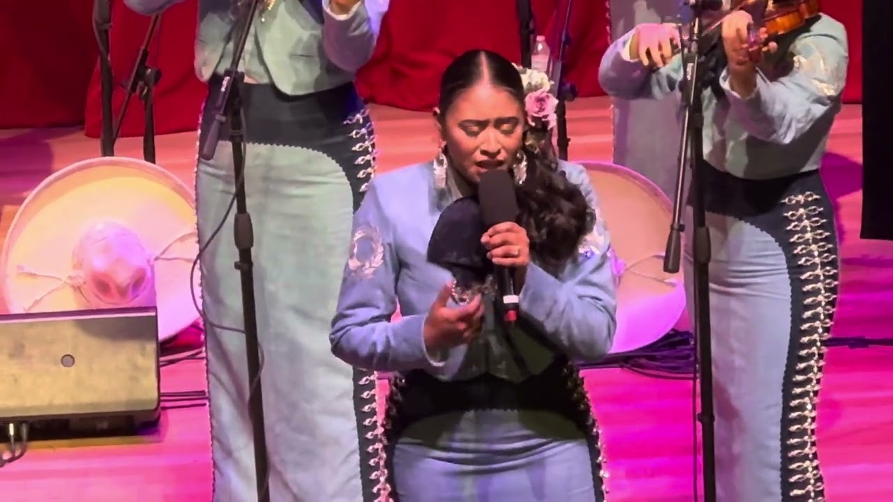 Hoy Tengo Ganas De Ti, Femenil Mariachi Estrella De Mexico