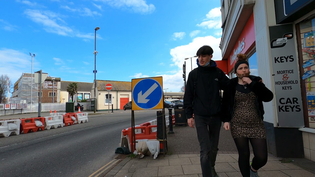 4K Virtual covid lovely paignton town walk.