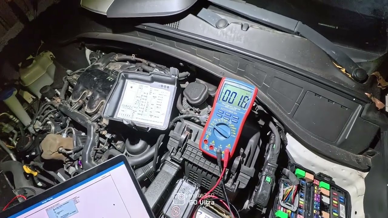 HERE IS A VIDEO LOOKING AT CAN BUS VOLTAGES. NORMAL CAN BUS VS SHORT TO GROUND VS SHORTED TOGETHER. 