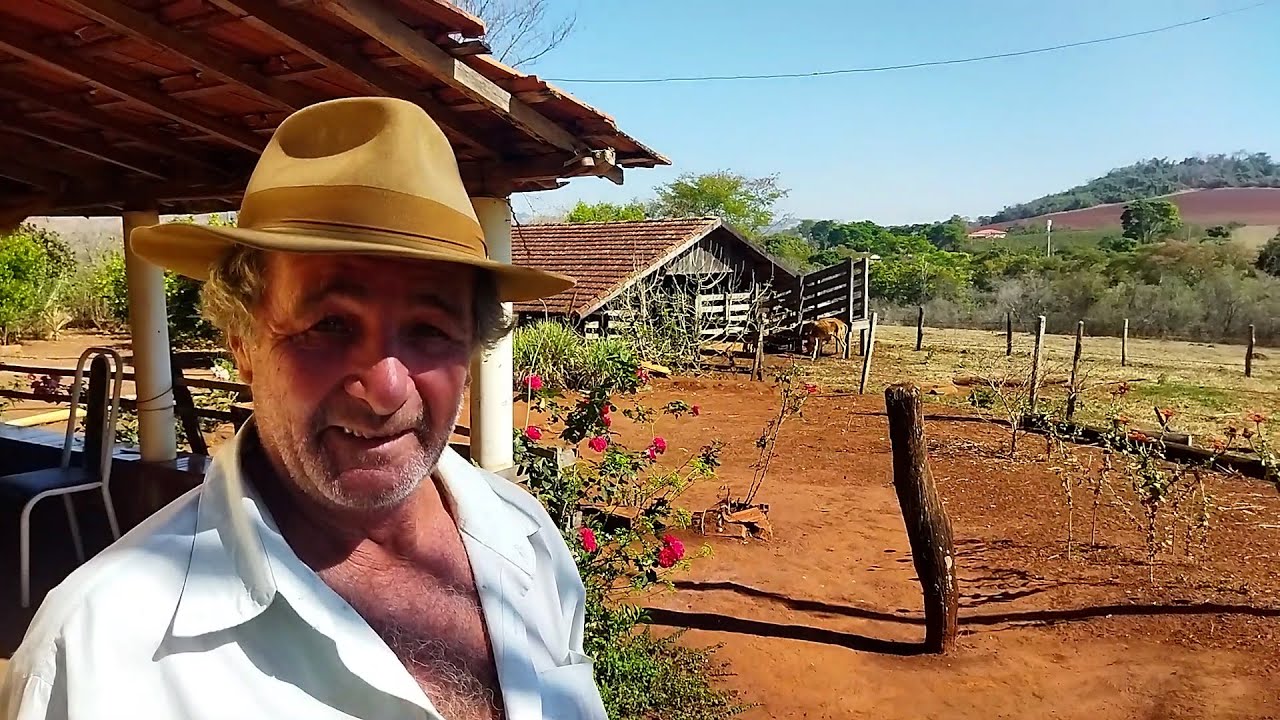 AQUI ENTERREI MEU UMBIGO COM 8 ANOS DE IDADE JÁ TRABALHAVA, SONHO  MORAR NA CIDADE SÓ PRA BATE PAPO