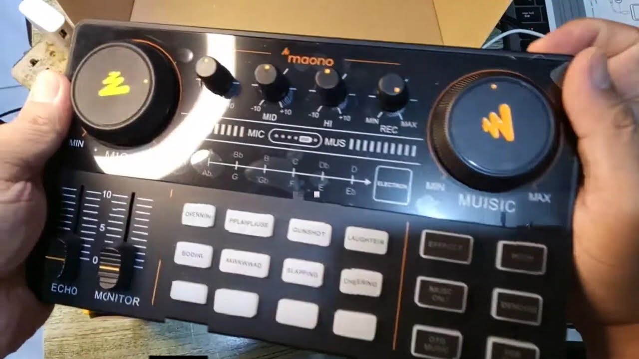 MAONO Caster Lite AM-200 Portable Podcast Console UNBOXING + REVIEW | SOUNDCARD