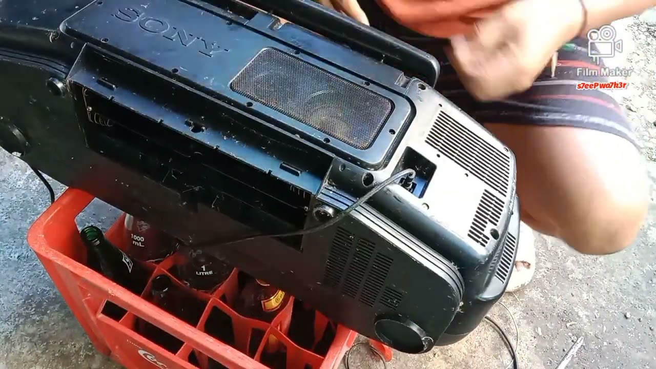SONY CD,RADIO CASSETTE- CORDER MODEL CFD 300 (MADE IN JAPAN)