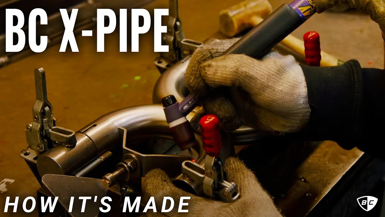 How British Customs Makes X-Pipe for Triumph Motorcycles