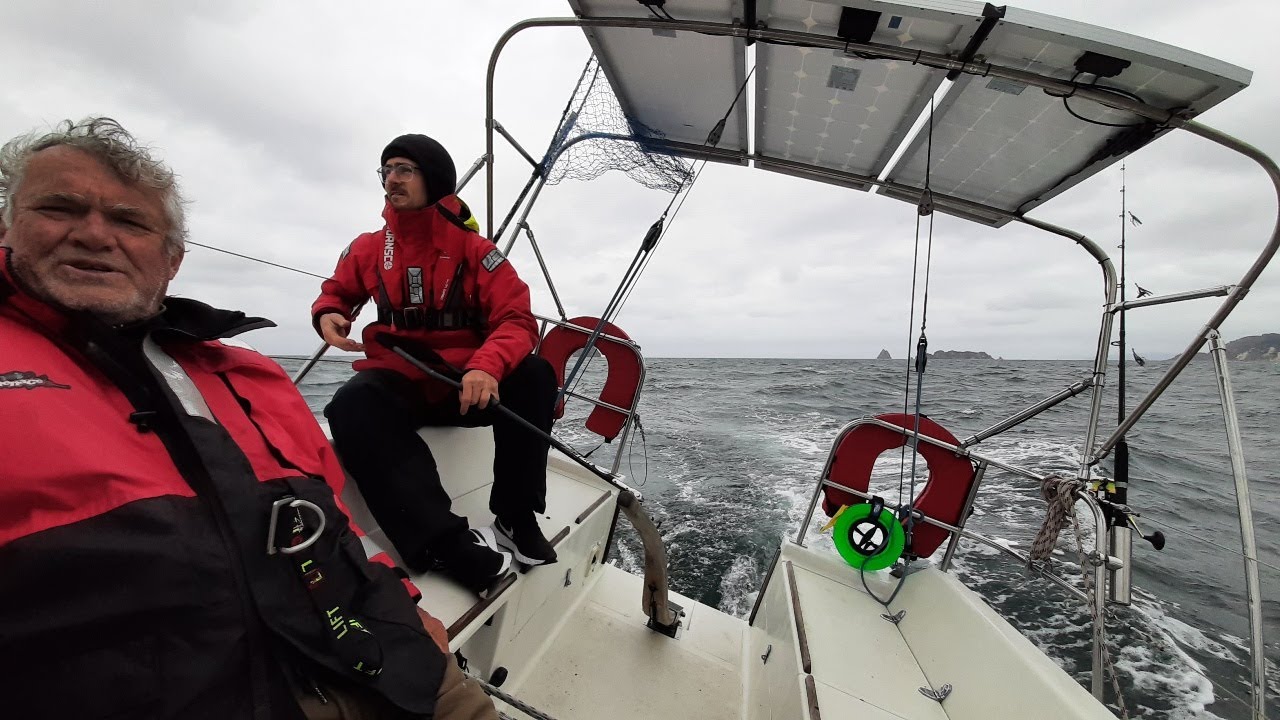 Fast sailing in a Farr 1020 to Great Mercury Island New Zealand