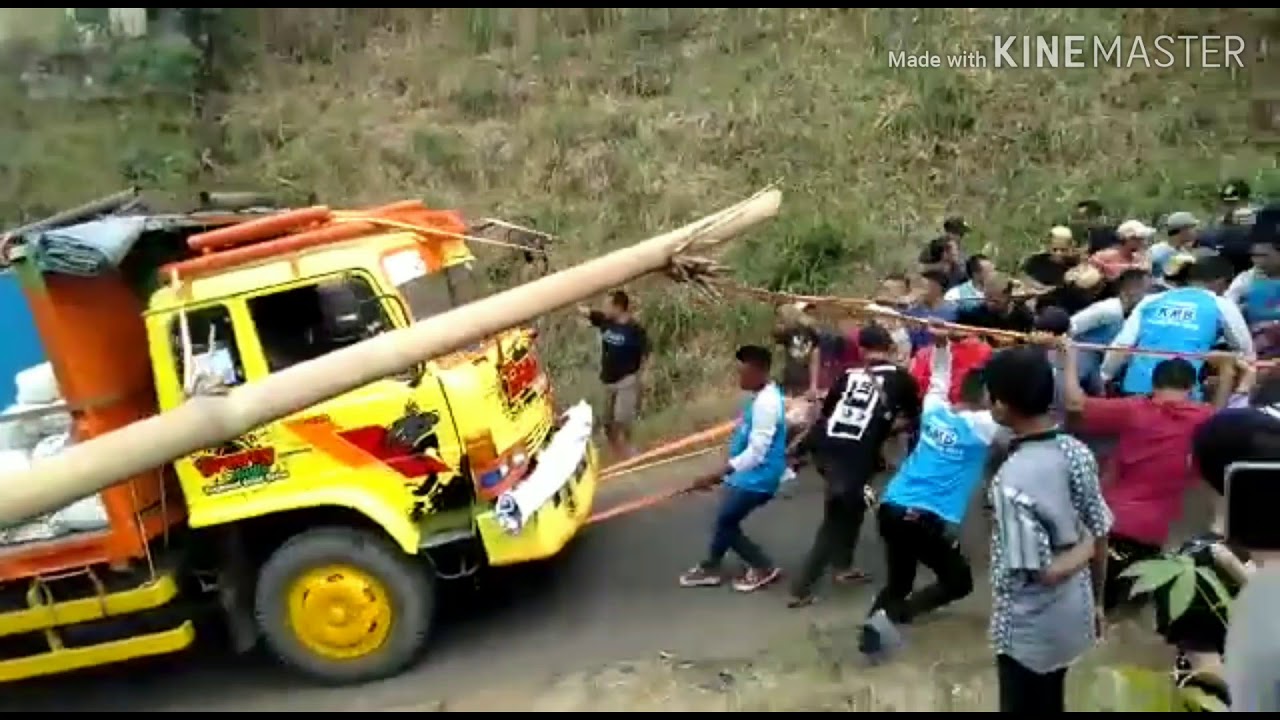 Truck brewog audio gak kuat nanjak!!!live kemiri