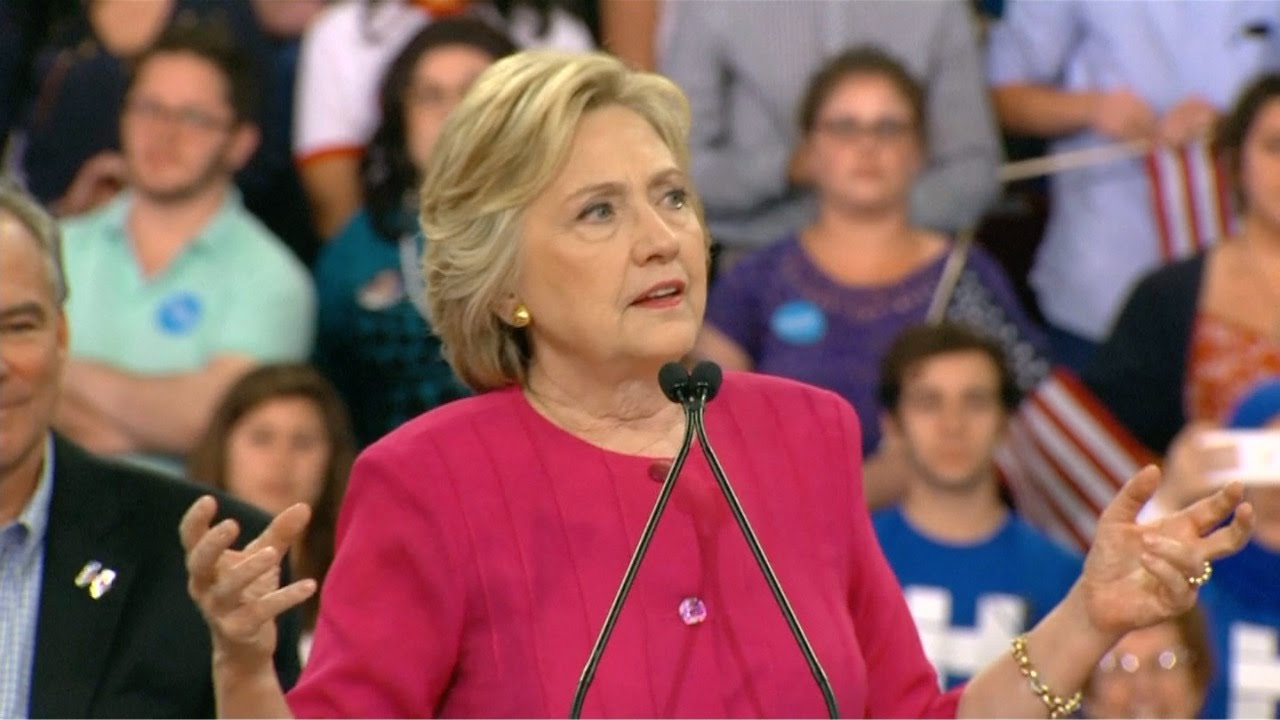 Hillary Clinton fue nominada por aclamaci&oacute;n como candidata dem&oacute;crata