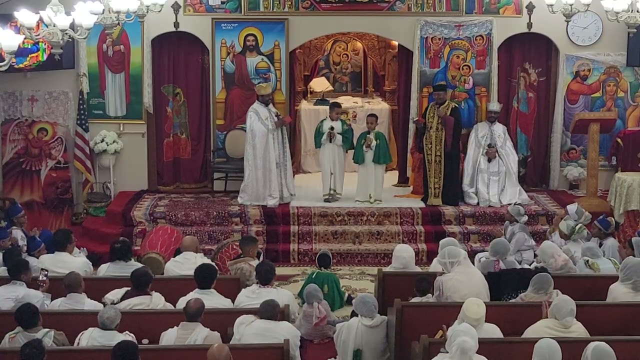 ውዳሴዋን፣ መልክአ ማርያምና መልክአ ኢየሱስን ጨርሰው ዳዊት የጀመሩ ወንድማማች ሕጻናት ሳሙኤል እና ሄኖክ