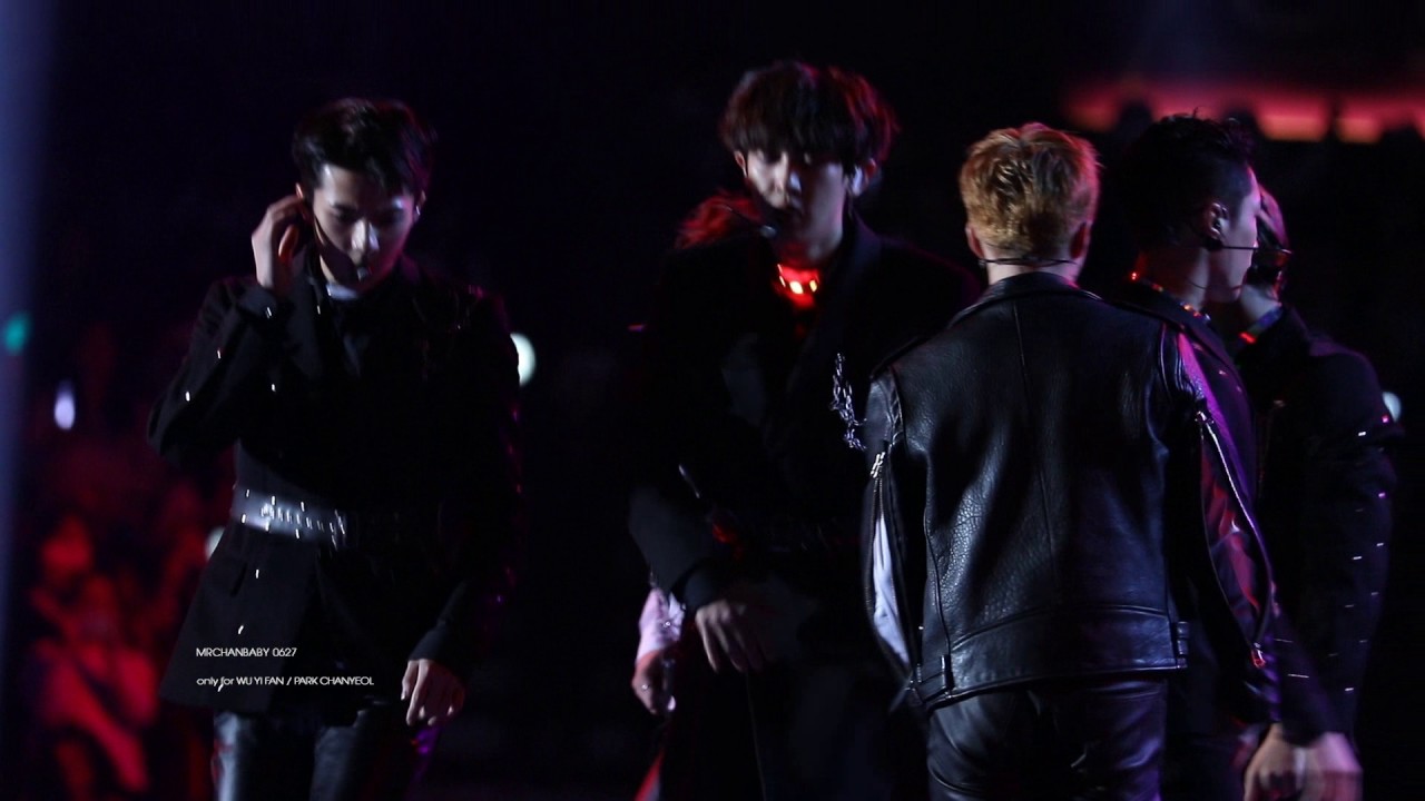 161202 EXO Transformer performance @MAMA (Chanyeol focus)