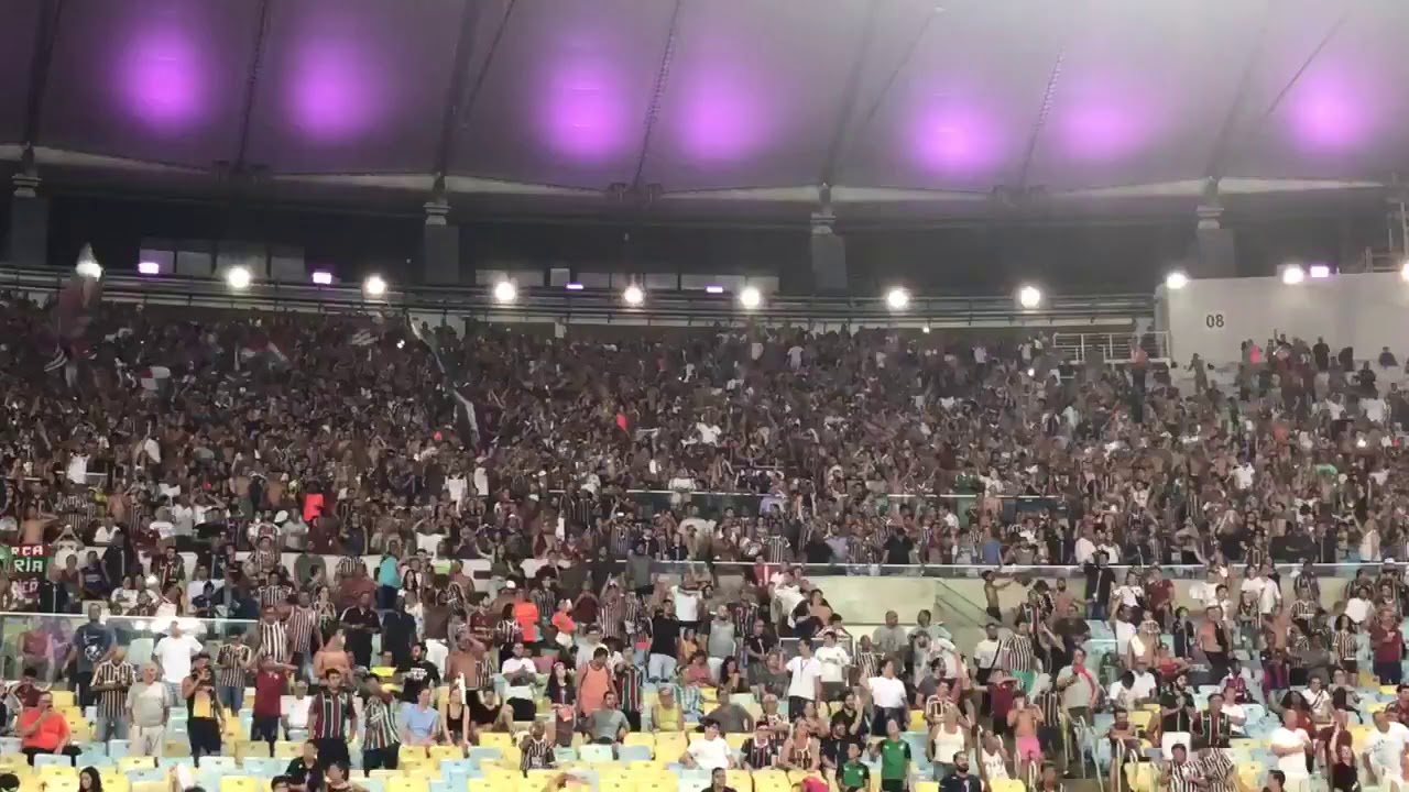 FLUMINENSE, TE AMAR &Eacute; MINHA RAIZ! A torcida do Fluminense vai ao del&iacute;rio no Maraca!