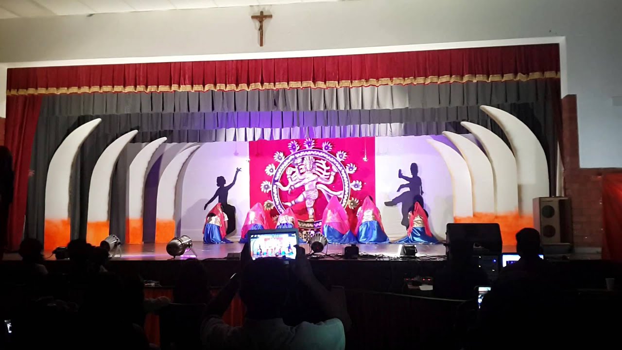 Radiant Rangeelas - Dance Performance , Mthatha Onam 2015