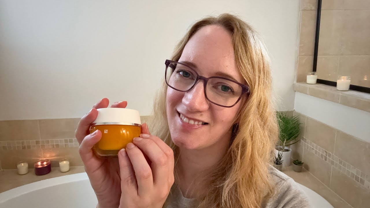 ASMR Pampering Personal Attention - Moisturising your skin during the cold weather