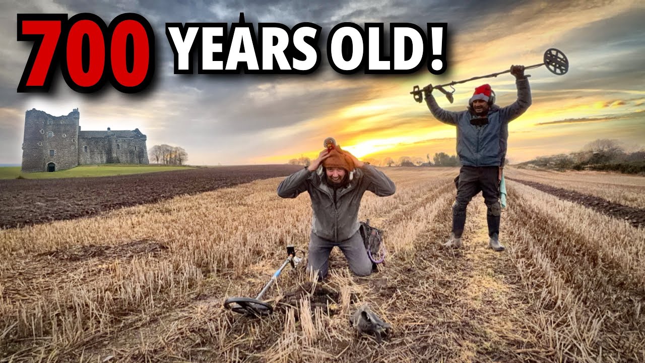 740 YEARS OLD! Metal Detecting Christmas Cracker 
