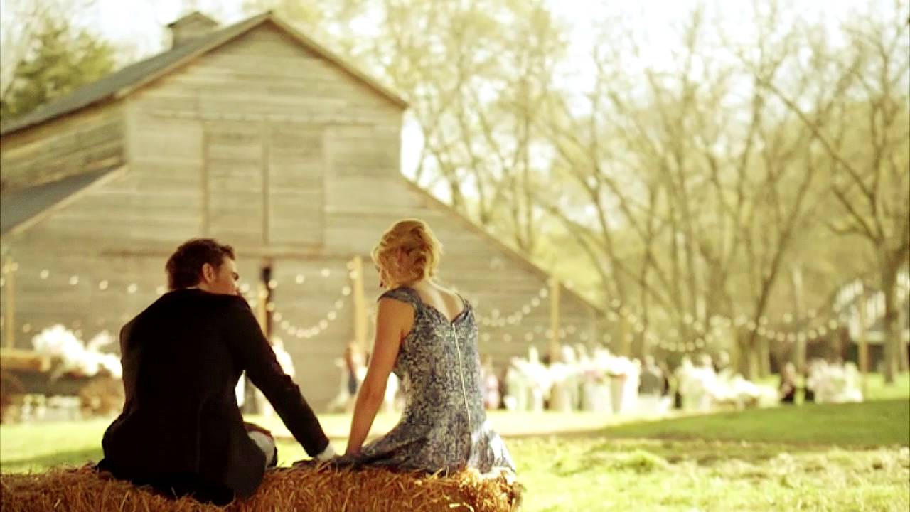Stefan and Caroline (Steroline) - They don't know about us [7x13]