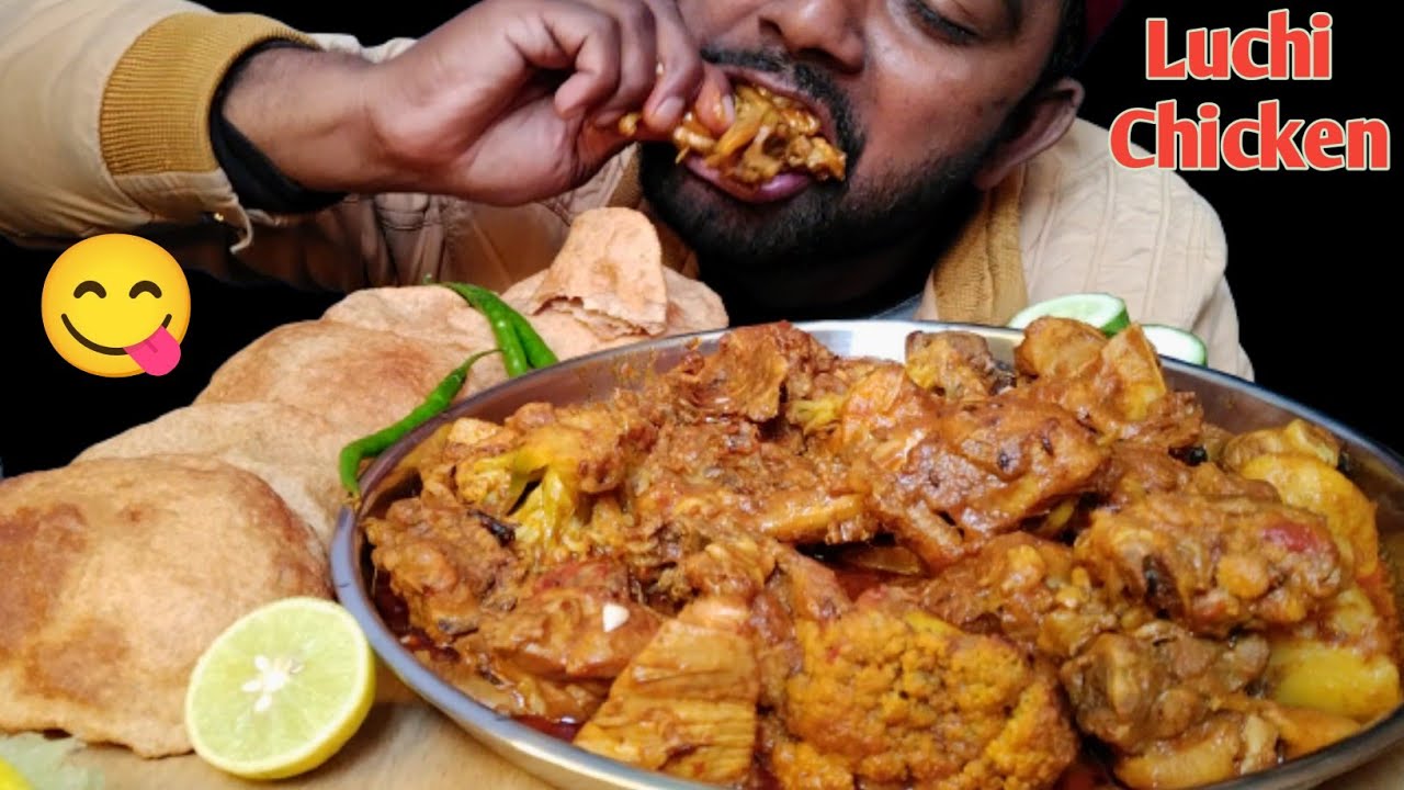 Luchi/Puri And Cauliflower Chicken Masala Curry Eating, Chicken Liver Curry Eating, Chicken Luchi