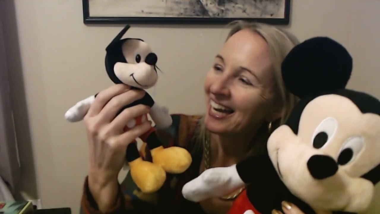 ASMR | Angel Tree Presents Show & Tell 2024 | Part 1 (Whisper)