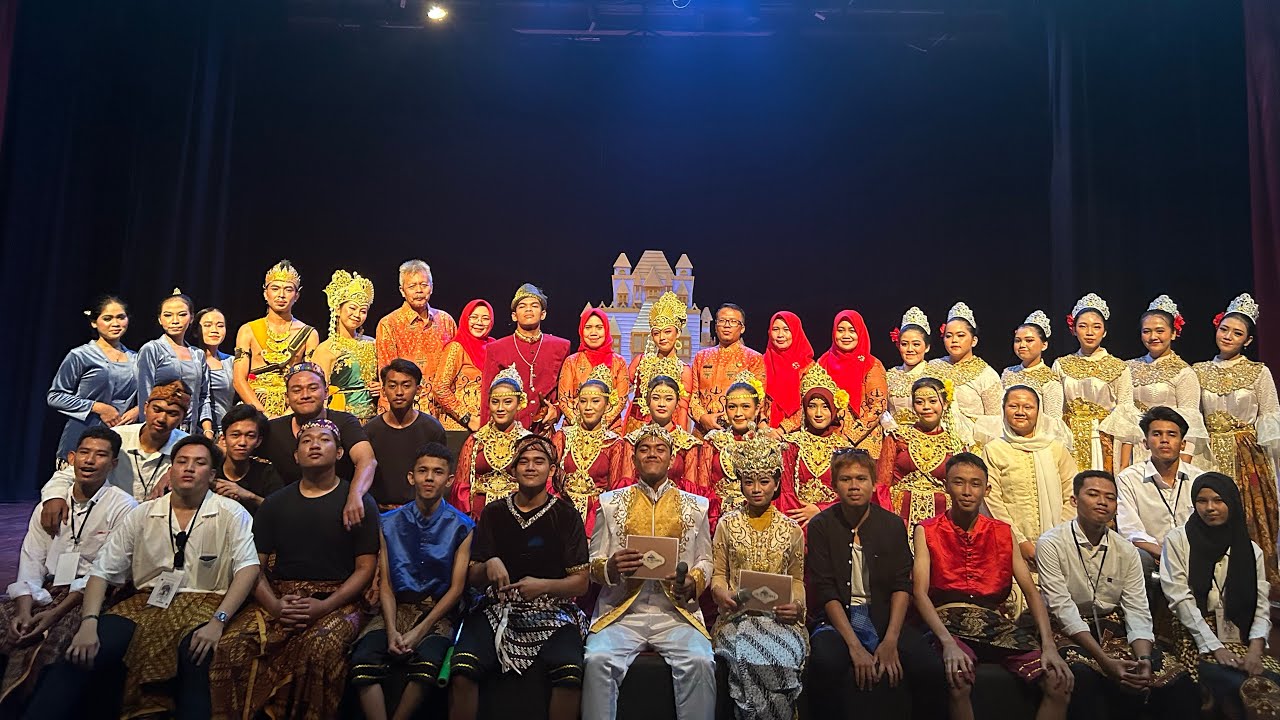 PENTAS SENI SMAN 3 12 IPS 1 