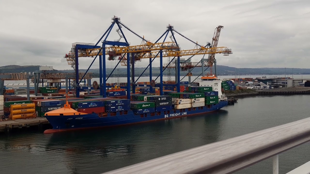 Stena Edda leaving Belfast in it's wake.  Stena Line at Belfast Port.