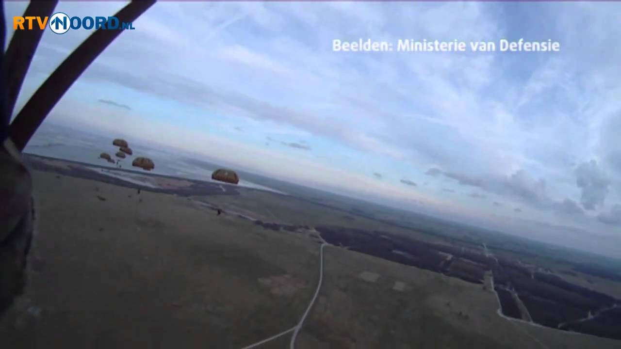 Luchtmobiele brigade oefent in Marnewaard