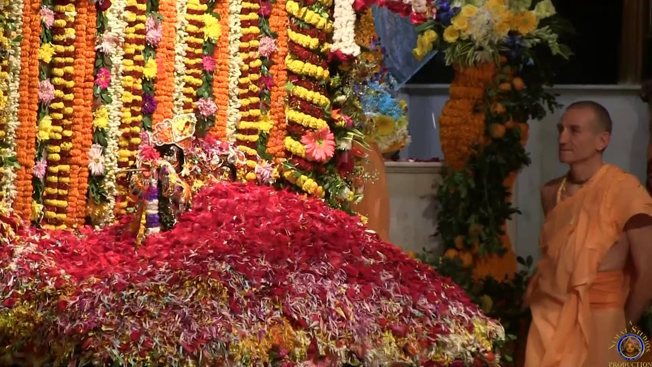 2015 Mayapur Sri Krsna Pushpa Abhishek Festival.