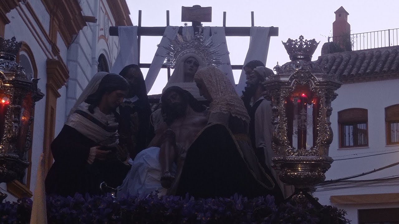 Hermandad de la Sagrada Mortaja Viernes Santo Écija 2023.