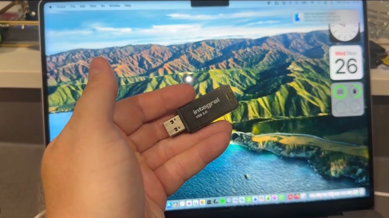 How to prepare a USB Stick for the Mr12volt Software Update (P2000 Series)