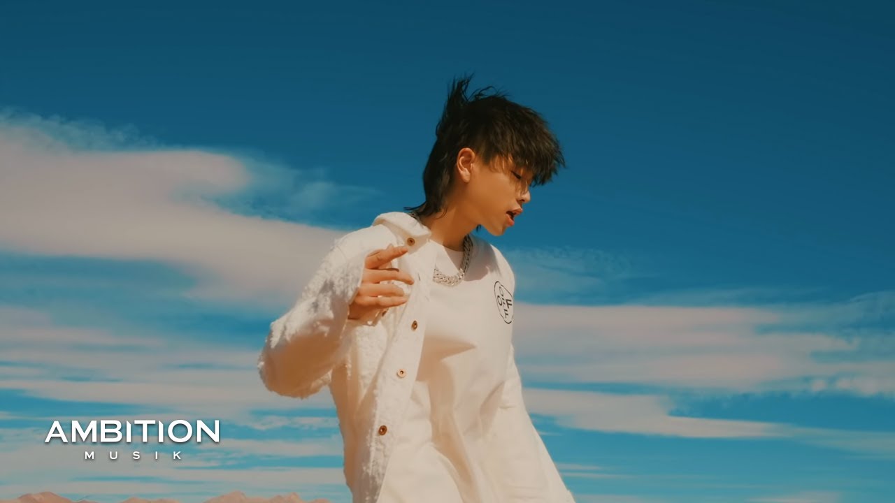 ASH ISLAND - Paranoid [Official Music Video] (ENG/JPN/CHN/VIET)