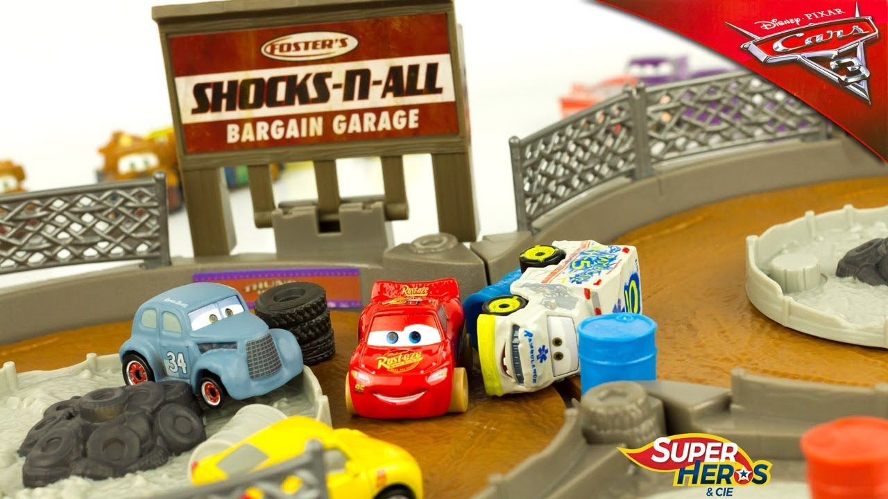 Disney Cars Mini Racers Coffret Derby Transportable Flash McQueen Jouet Toy Crank Crash Review