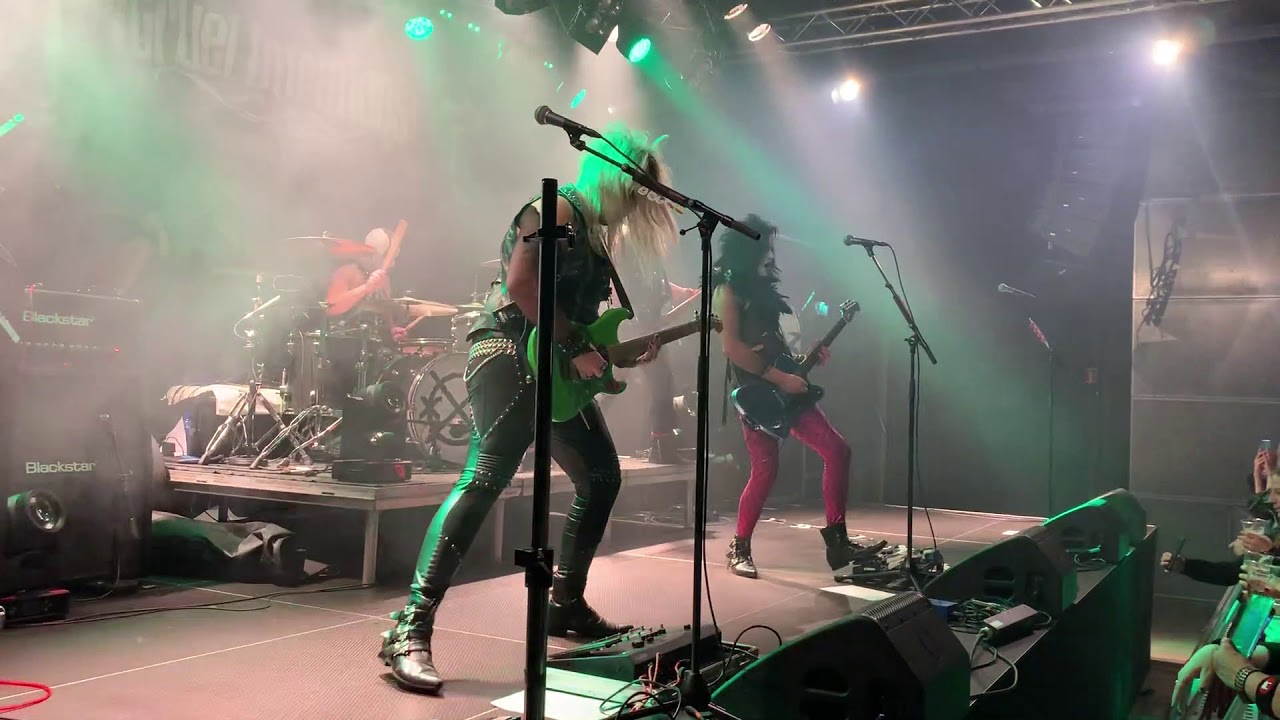 Lipz - Dangerous - Live