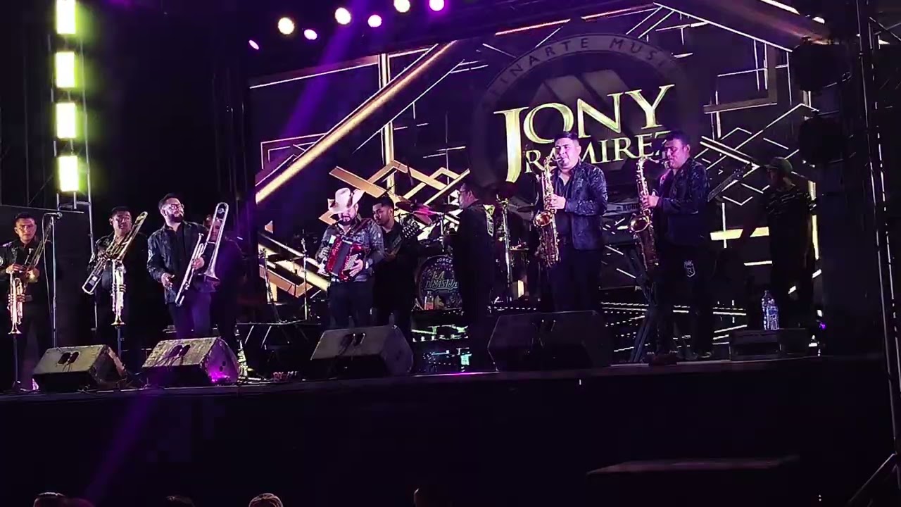 El buen Jony Ramírez en Tiquicheo Michoacán!