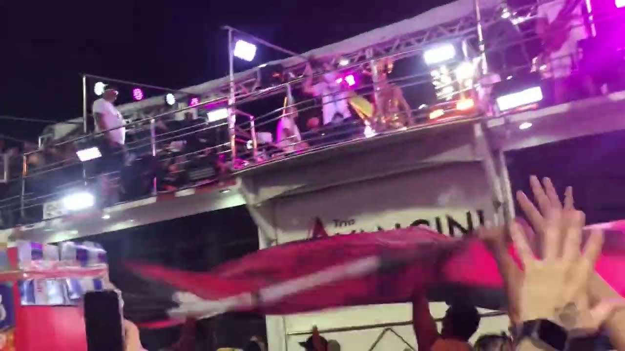 Alinne Rosa Carnaval 2024 sábado