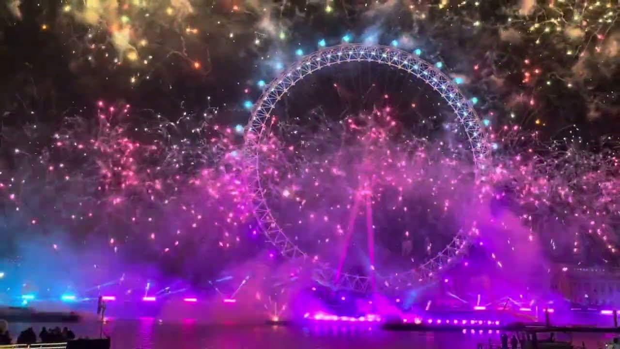 London Fireworks 2024 (Blue Area)