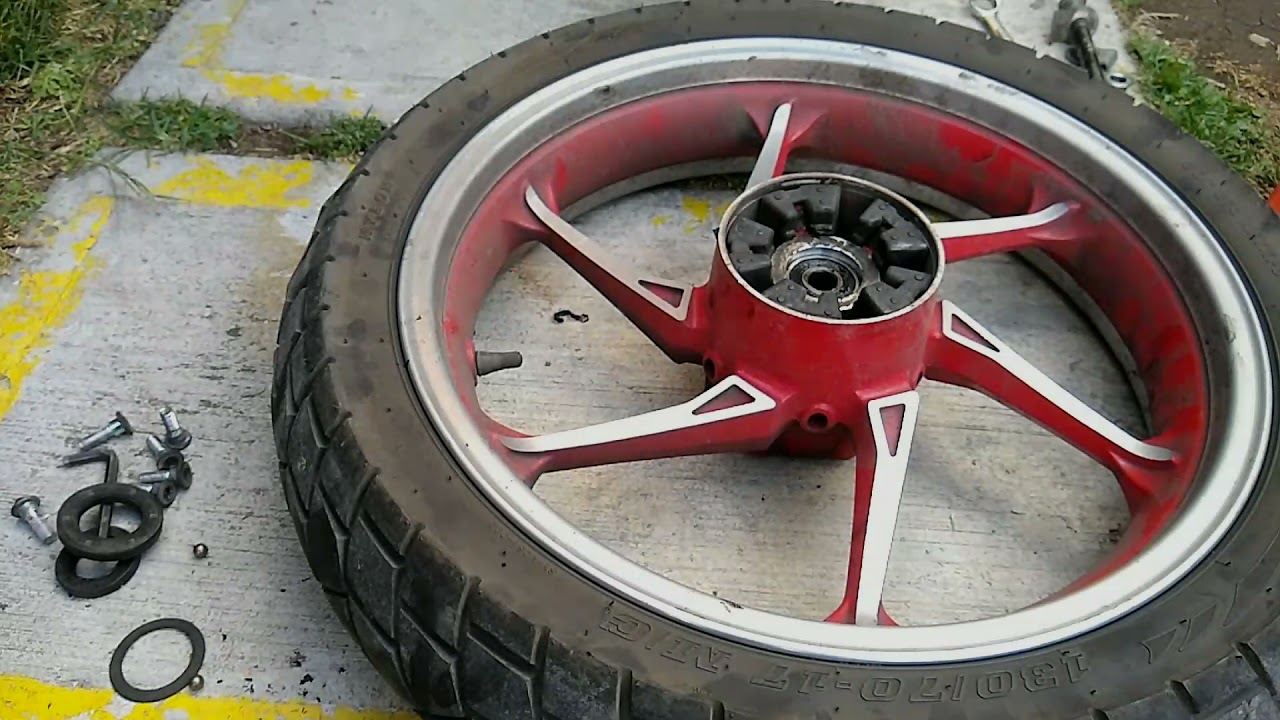 cambiando el disco de freno tracero Vento tornado 250