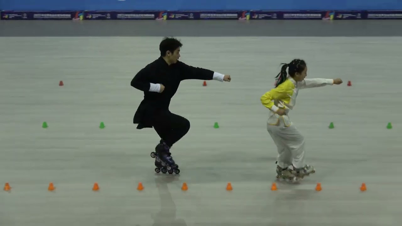 2023 WORLD CHAMPIONSHIPS SHANGHAI Pair Slalom Final 4th ZENG CHENYU / XU XIAOXIAO(CHN)