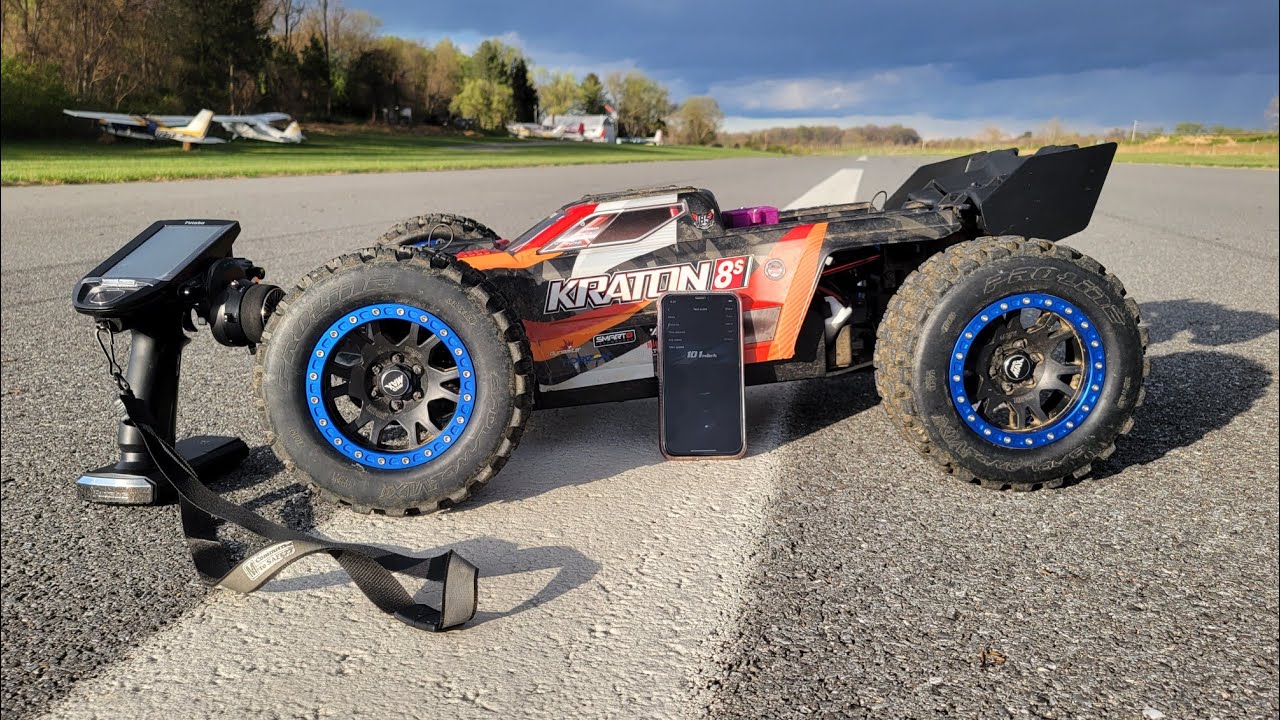 Arrma Kraton 8s 101MPh on  Proline BADLANDS MX43's