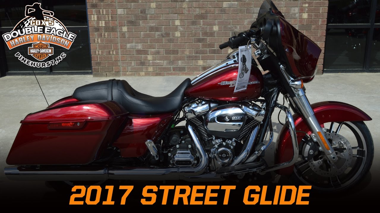 2017 Harley-Davidson Street Glide FLHX Velocity Red Sunglo