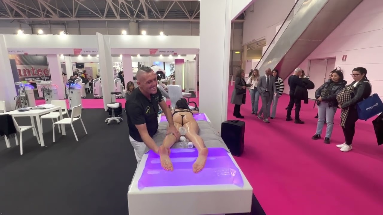 Roma International Estetica 2023 con accademia del massaggio di antonio Cerrone