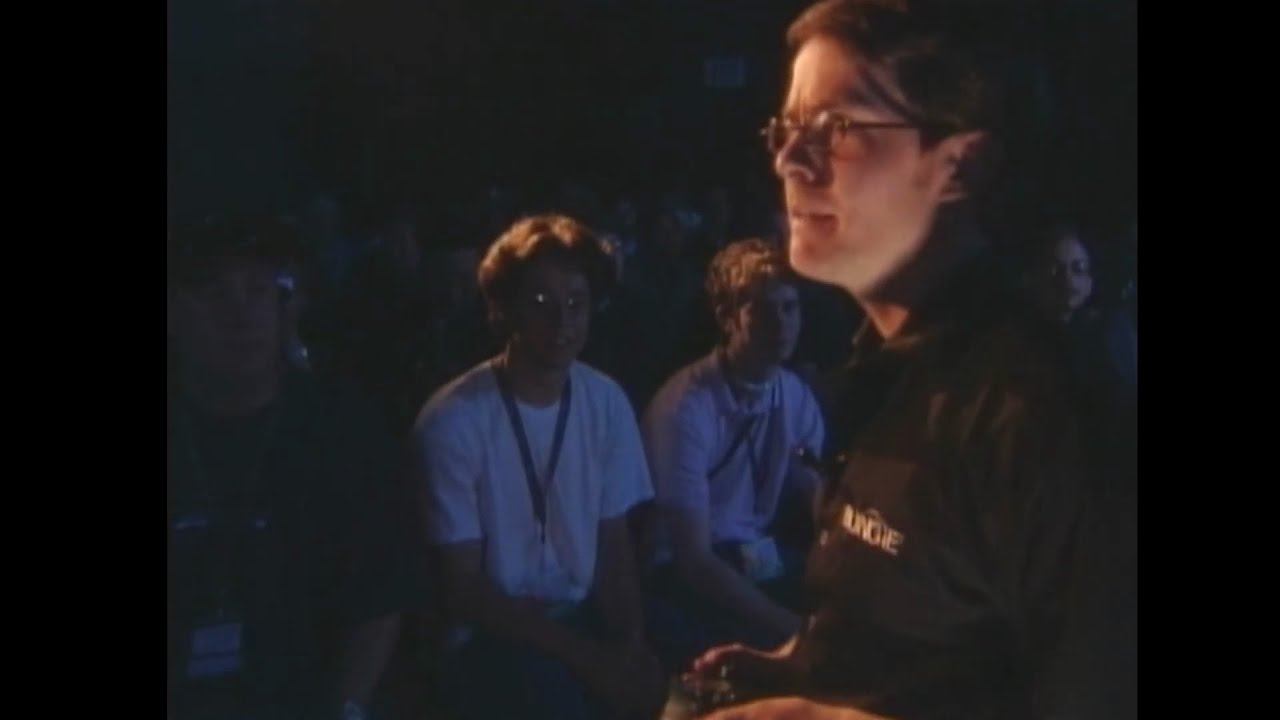 POV You are Joe Staten presenting the Halo 2 E3 demo