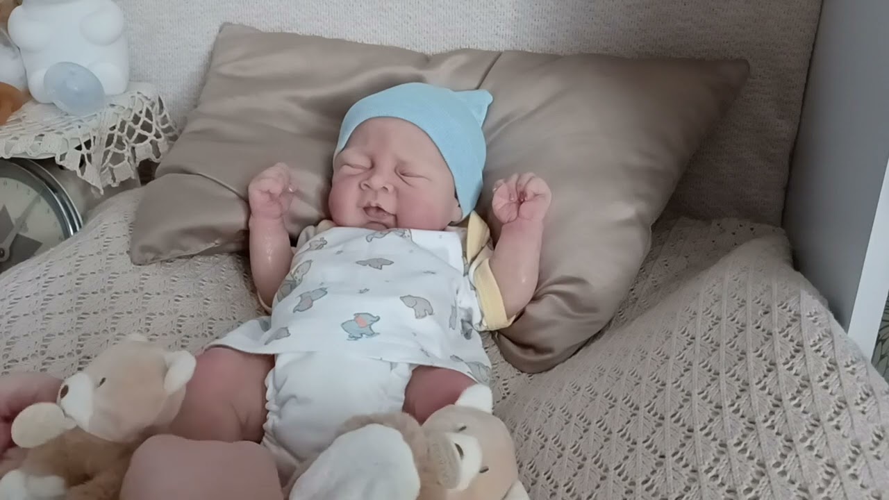 *TW* Has this happened to you? As Full Body Silicone Doll Collector I was shocked 😱