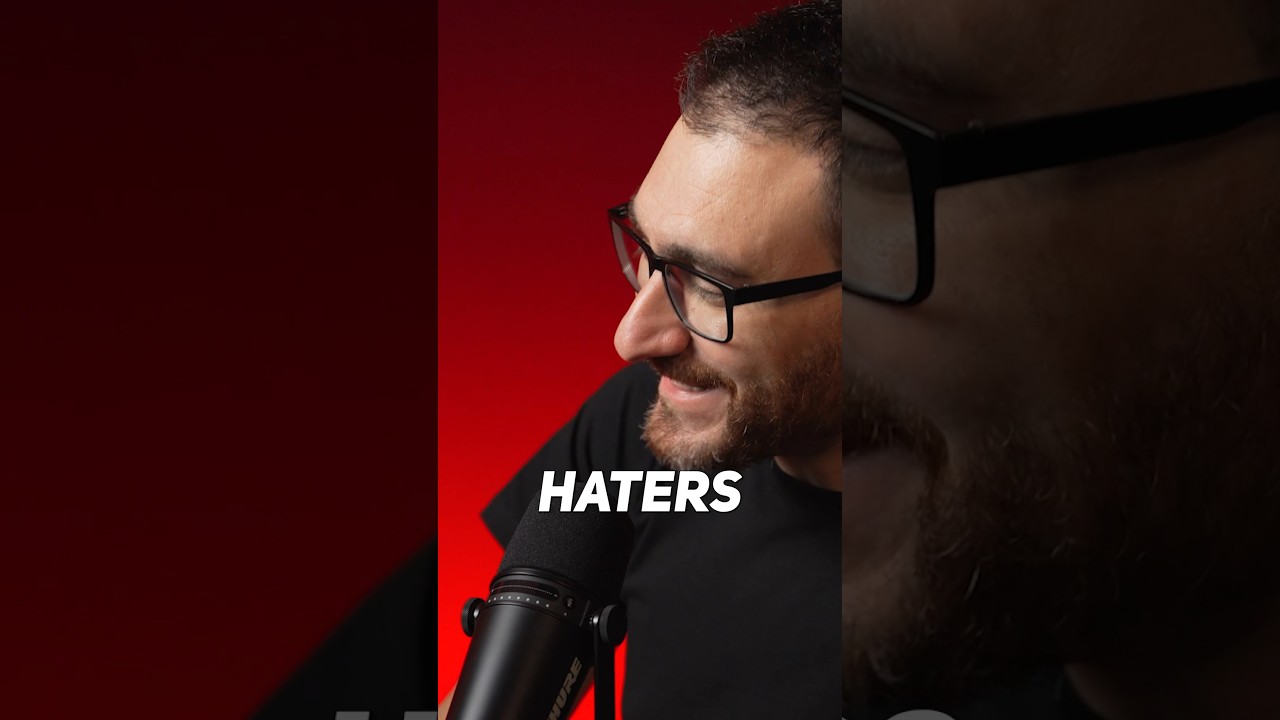 Haz esto si te INSULTAN o te CRITICAN (los haters no entienden esto) #redessociales #consejos