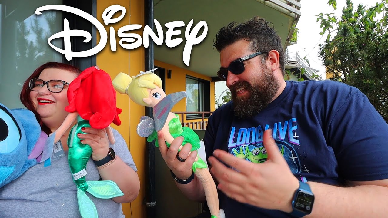 DISNEYLAND PARIS! Day 5 Vlog | Disney Shopping Haul & Bowling at Villages Nature